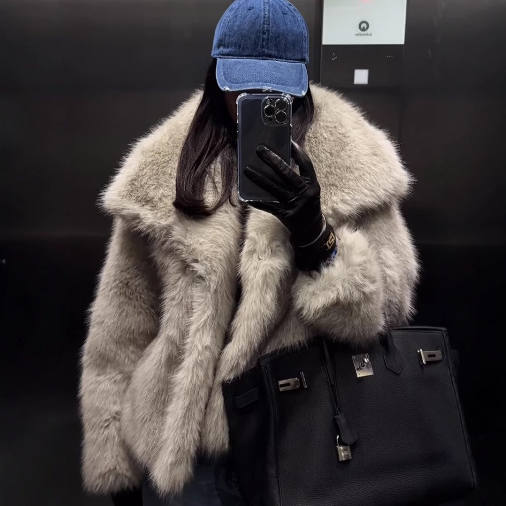 Claudia | Damski płaszcz zimowy z sztucznego futra z eleganckim krojem | Ciepły i stylowy na chłodne dni 1