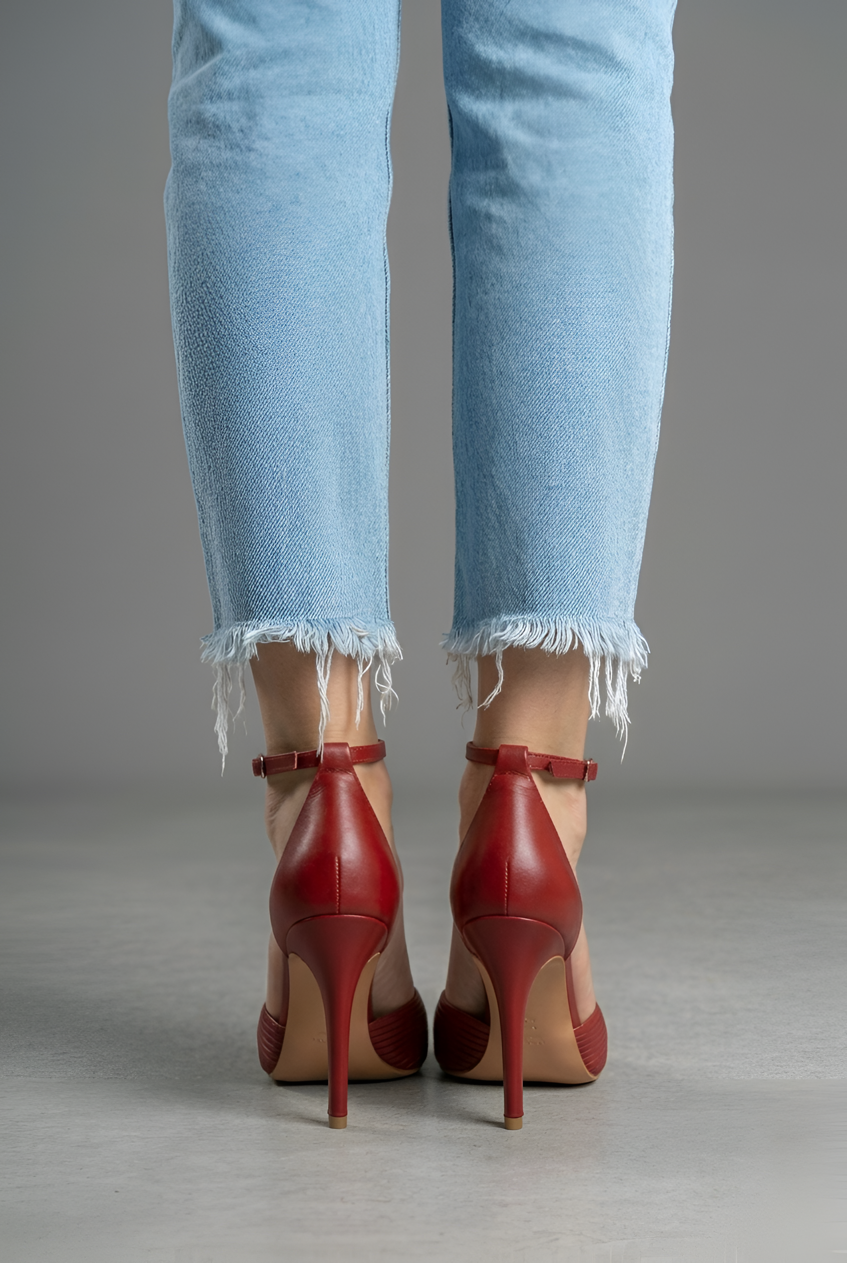 Gemini | Sandały Damskie na Wysokim Obcasie – Eleganckie Sandały z Krzyżowym Paskiem na Lato