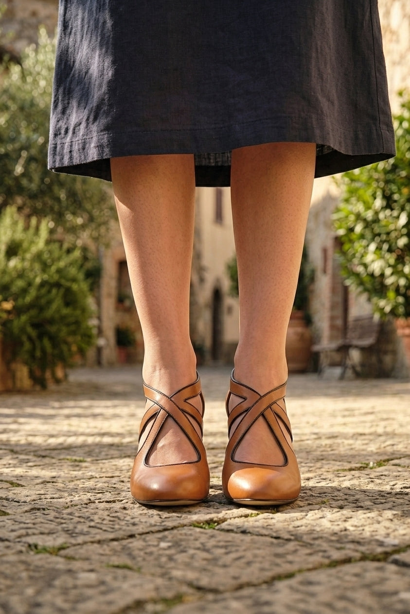 Velmira | Sandały Damskie na Słupku – Eleganckie Sandały z Wycięciami i Paskiem na Kostkę