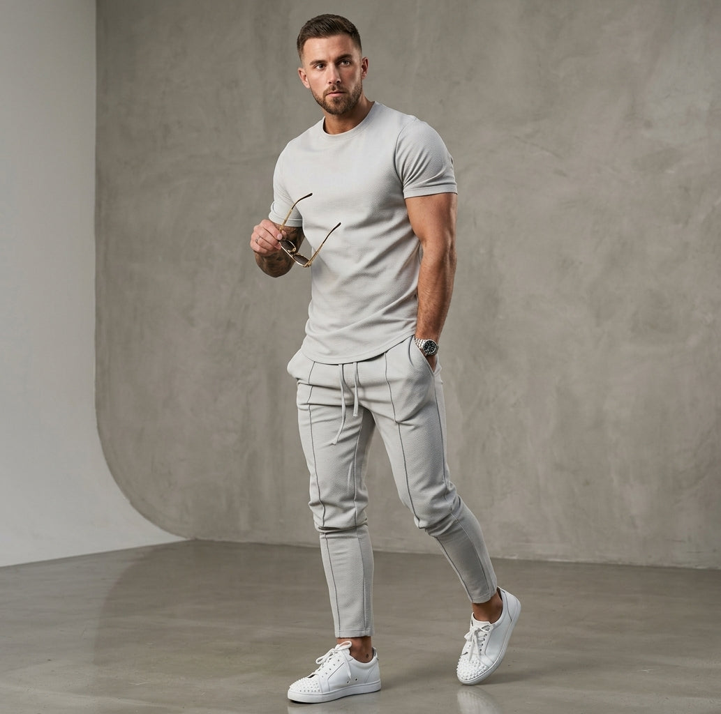 Stylowy Zestaw Męski | Dwuczęściowy Garnitur Slim Fit z T-Shirtem i Spodniami – Elegancki i Wygodny