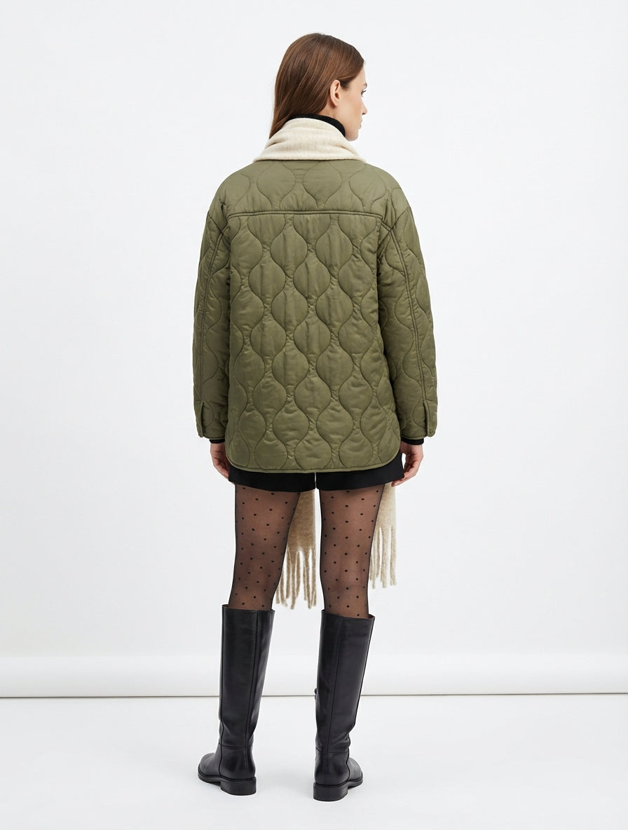 Daniela - Damska kurtka pikowana z guzikami