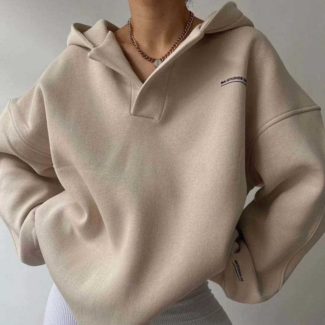 Klara | Bluza damska z kapturem – Luźna bluza oversize z polarem na chłodne dni 3