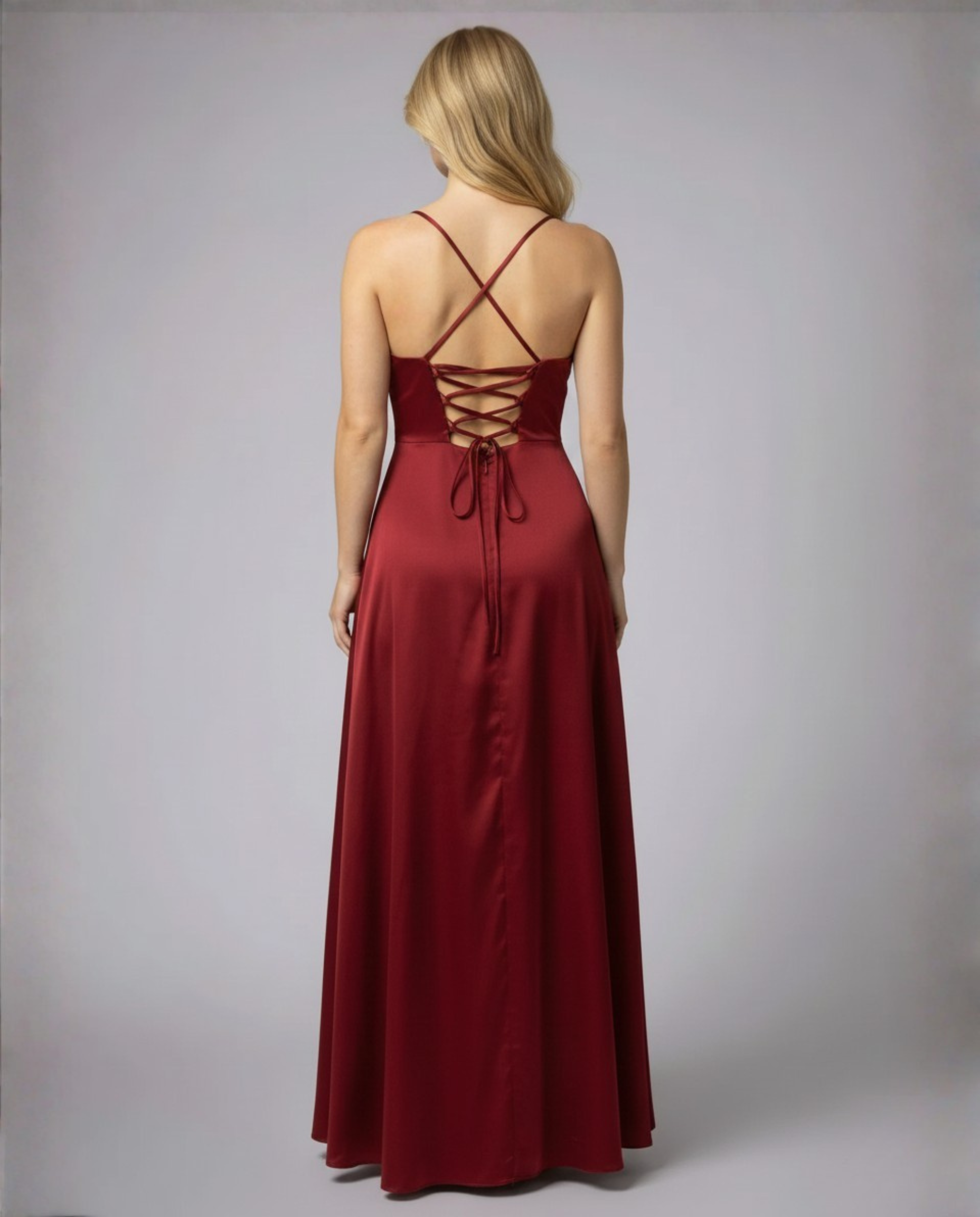 Lena | Sukienka maxi na wesele – Elegancka sukienka z rozcięciem na nogawce w kolorze czarnym