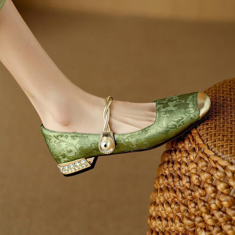 Zaneta | Czółenka Damskie – Eleganckie Czółenka Vintage z Jedwabistym Wykończeniem