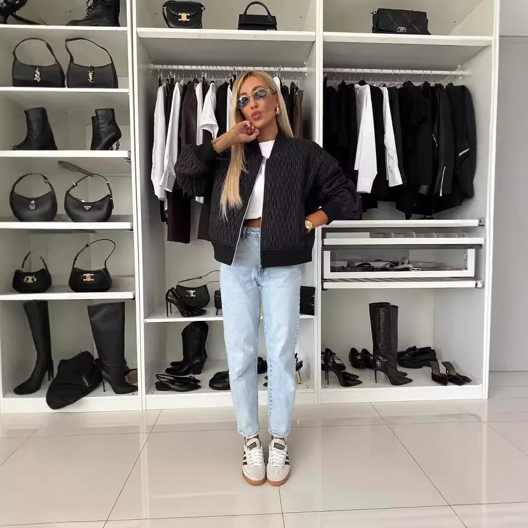 Karin | Damska Pikowana Bomberka z Zamkiem Błyskawicznym | Nowoczesny Styl i Komfort 11