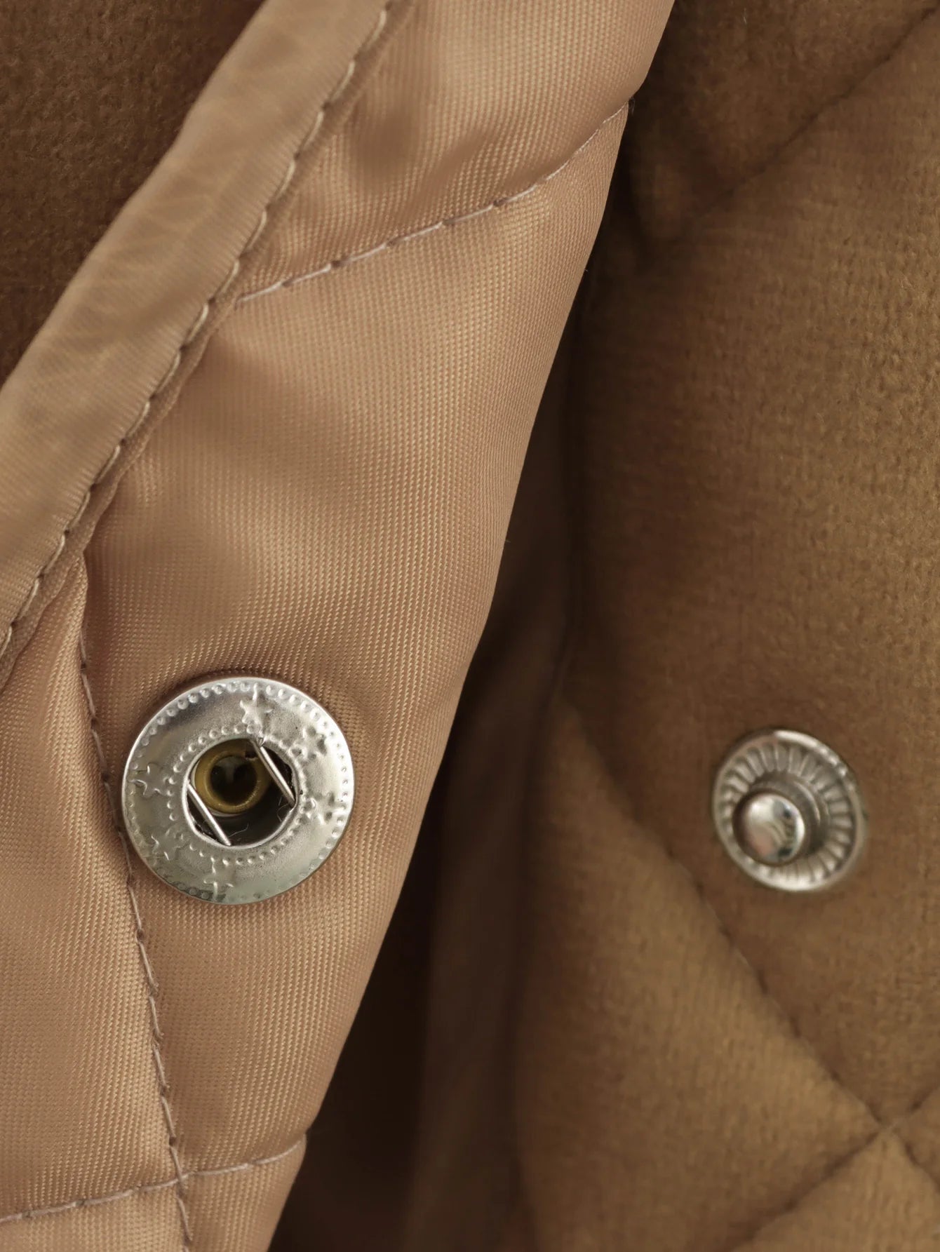 Stylowa Zimowa Kurtka Pikowana dla Kobiet z Lekka Izolacją | Elegancki Design na Chłodne Dni 6