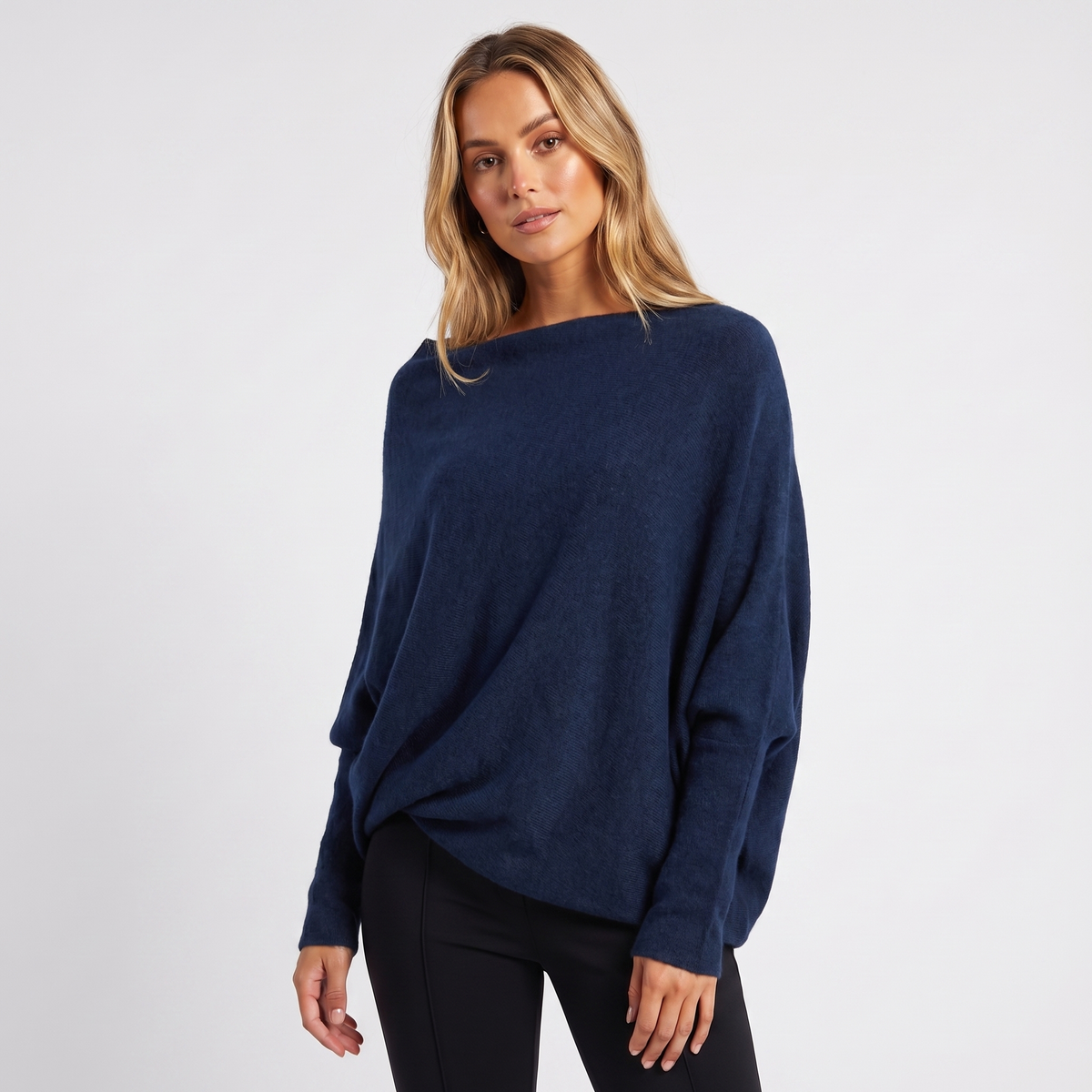 Aurélie Fontaine | Sweter Oversize – Luksusowy Sweter Damski z Miękkiej Dzianiny na Każdą Porę Roku 7