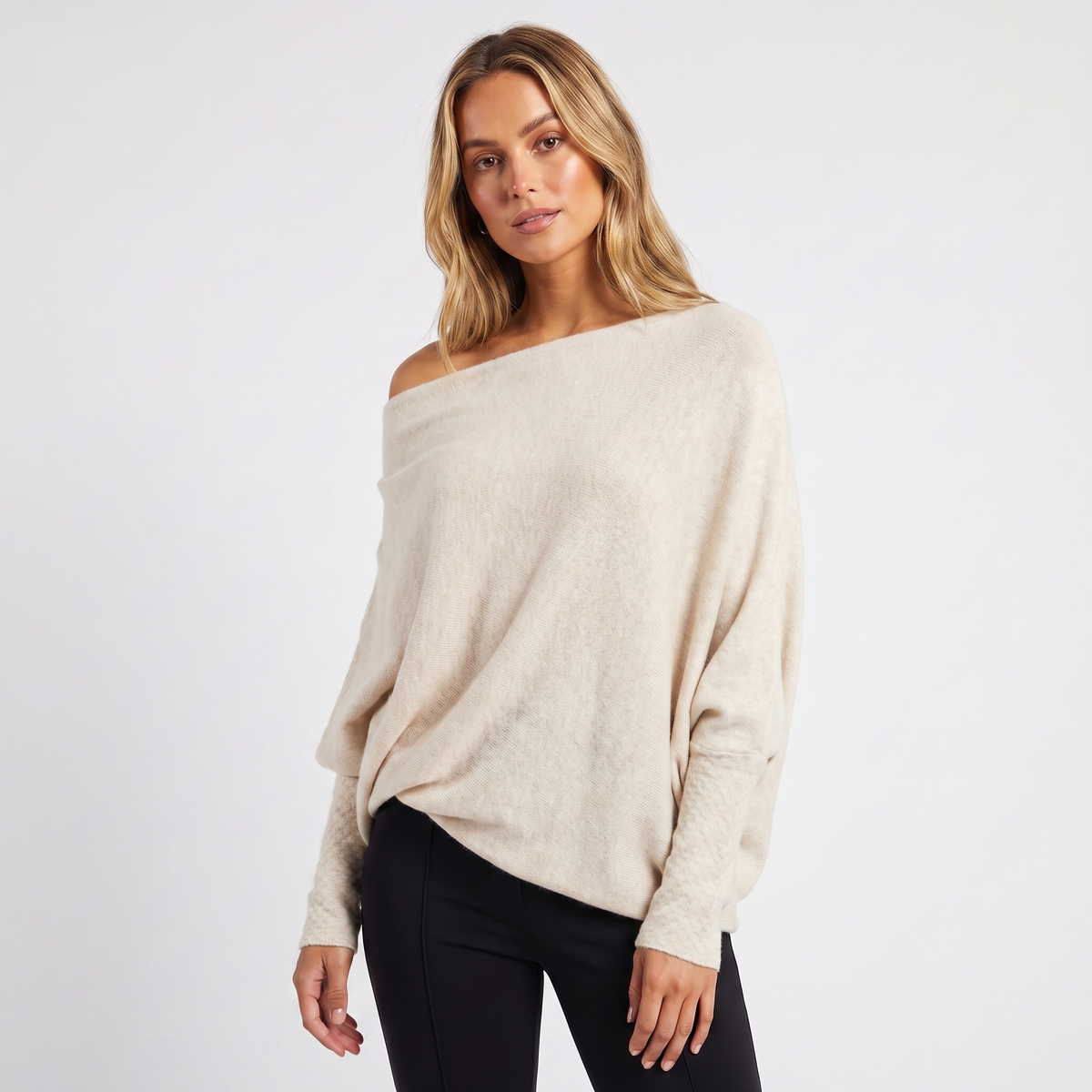 Aurélie Fontaine | Sweter Oversize – Luksusowy Sweter Damski z Miękkiej Dzianiny na Każdą Porę Roku 9