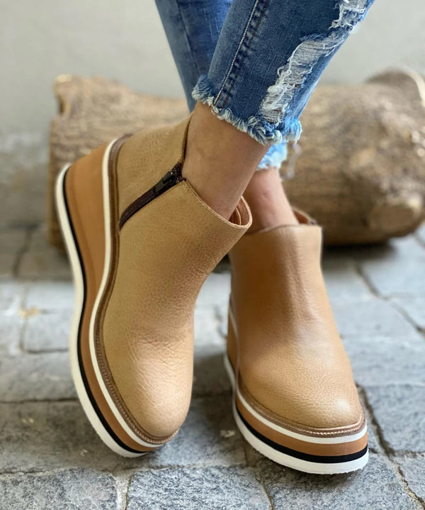 Dana | Buty Damskie Ortopedyczne na Koturnie – Wygodne i Eleganckie Botki na Każdą Okazję 4
