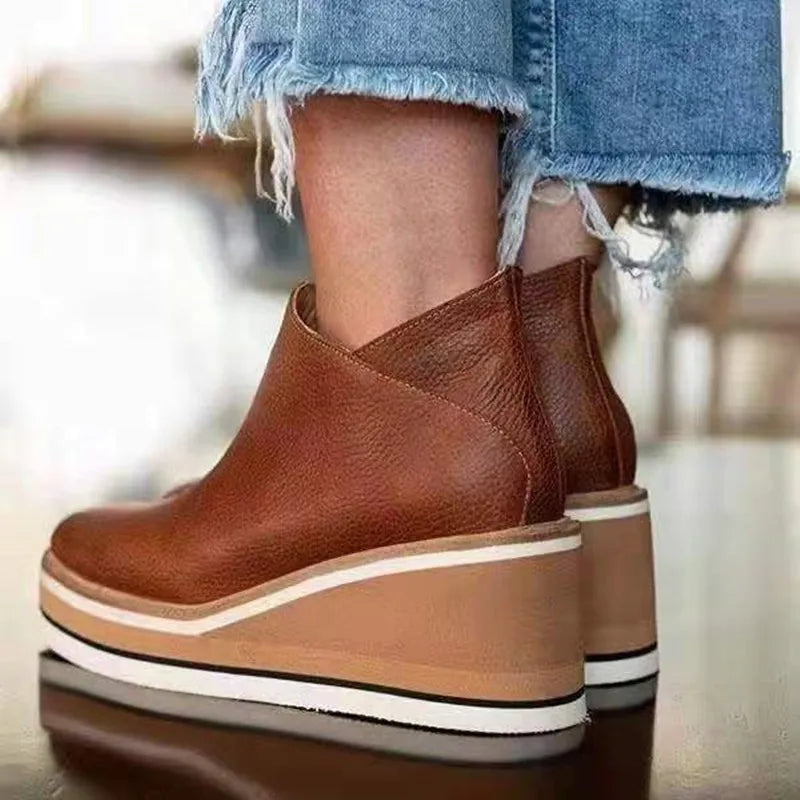 Dana | Buty Damskie Ortopedyczne na Koturnie – Wygodne i Eleganckie Botki na Każdą Okazję 6