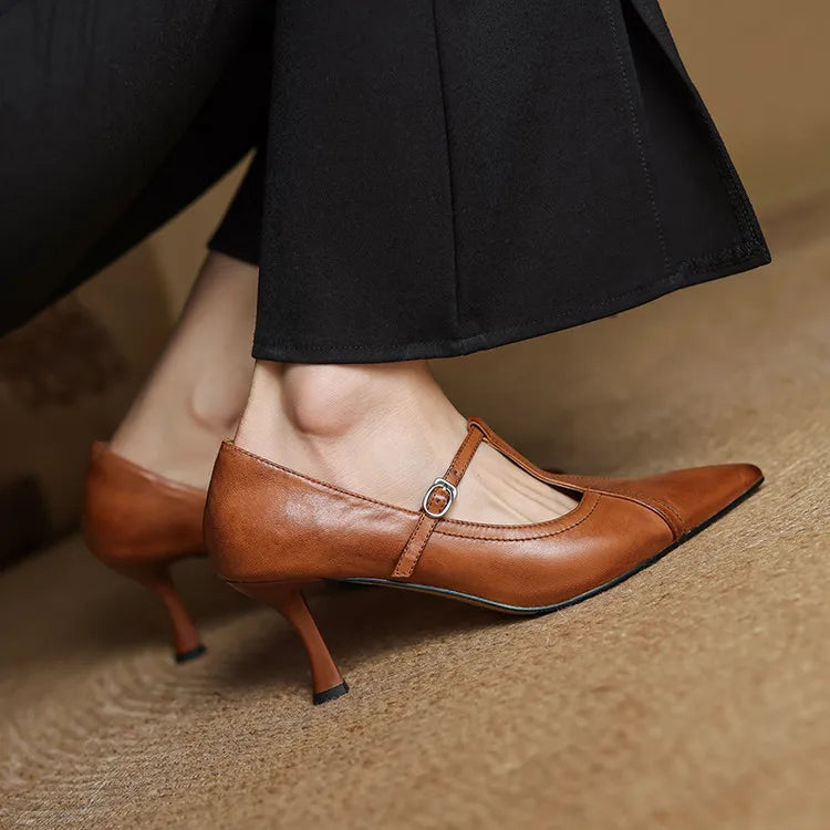 Lorena | Czółenka Damskie – Eleganckie Czarne Szpilki z Paskiem na Wieczór