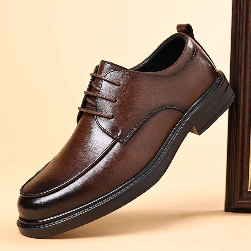 Buty męskie – Eleganckie skórzane derby z klasycznymi sznurowadłami w kolorze czarnym