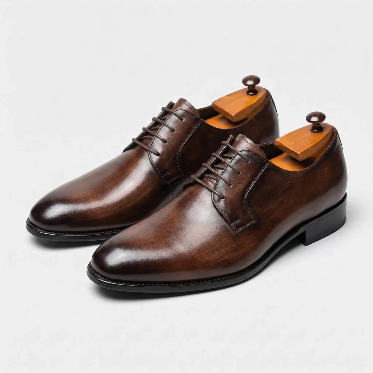 Buty męskie Blucher – Eleganckie skórzane buty na formalne okazje w kolorze czarnym
