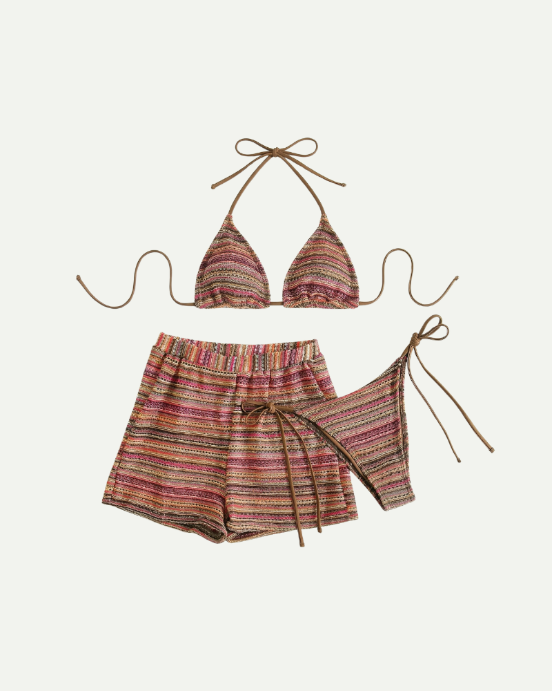 Sandy | Zestaw bikini na lato – Stylowy, trzyczęściowy zestaw w paski z szortami i regulowanym wiązaniem