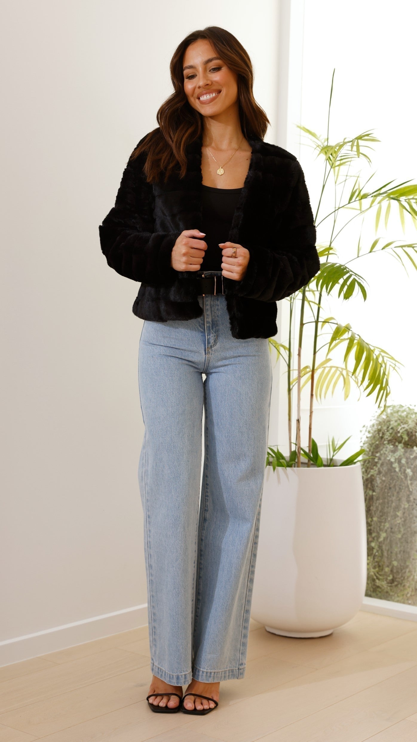 Emilia | Damska Kurtka Rekreacyjna z Otwartym Frontem i Krótkim Krojem | Stylowy Akcent na Każdą Okazję 6